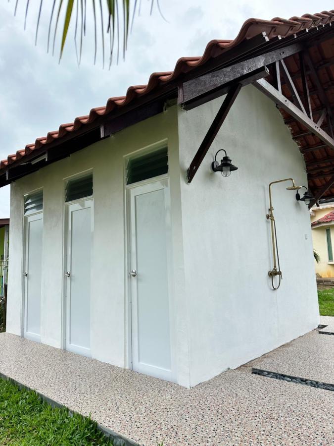 Beach N Breeze Glamping Malacca Exterior photo