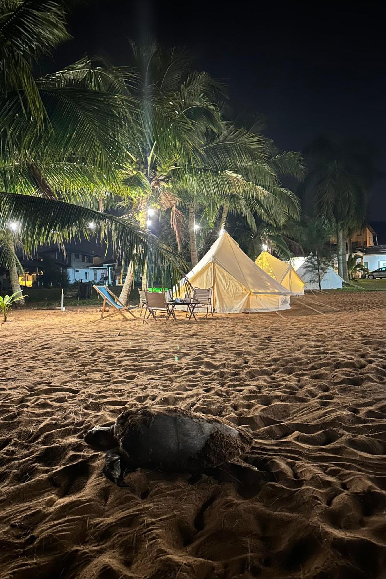 Beach N Breeze Glamping Malacca Exterior photo
